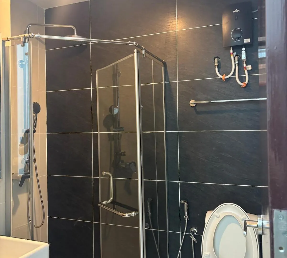 Apartment Pool View 3 Bedroom & 3 Bathroom Whole Unit Johor Bahru
