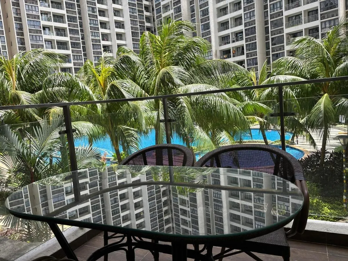 Pool View 3 Bedroom & 3 Bathroom Whole Unit Johor Bahru Apartment